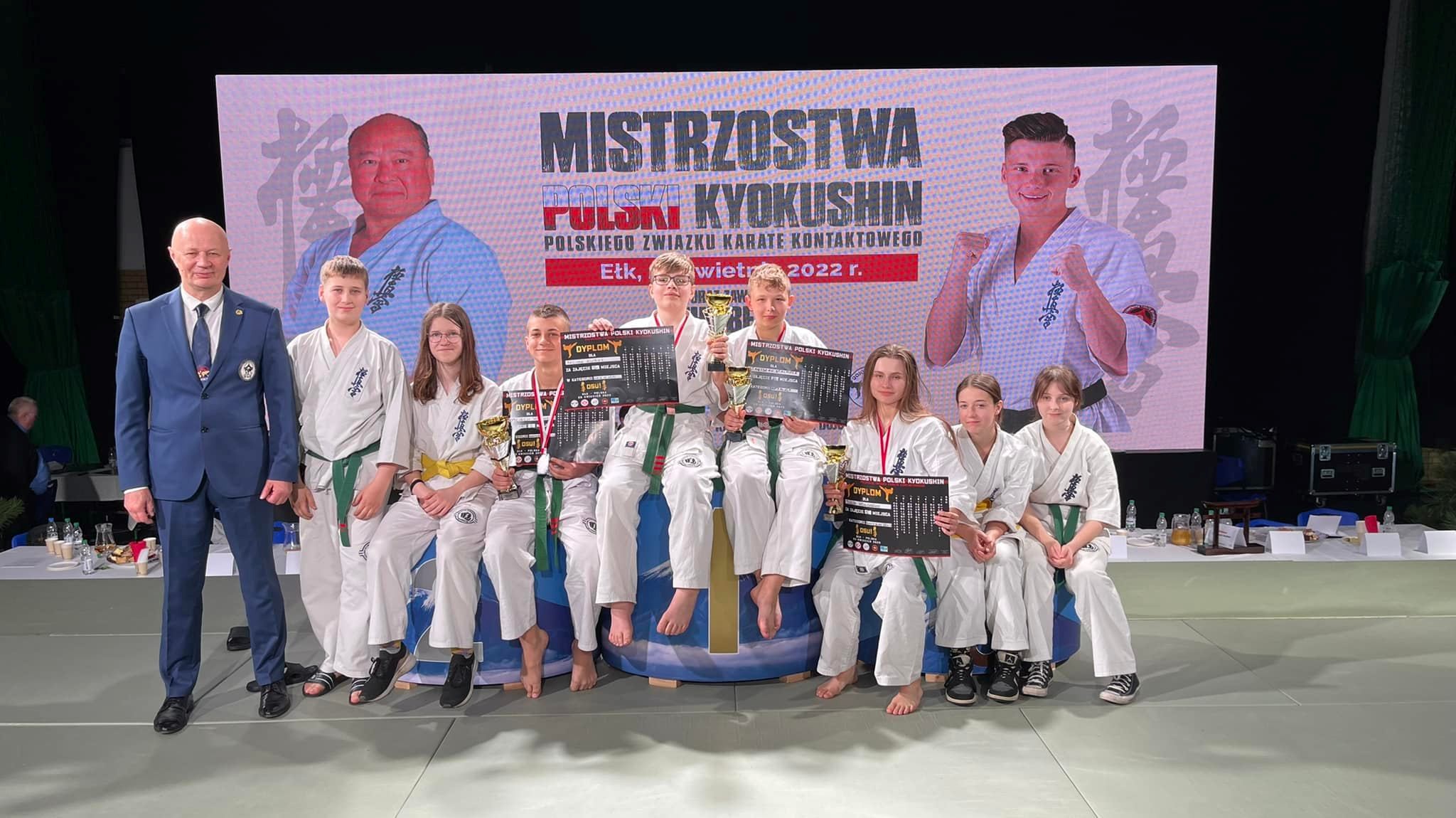 Srebro i trzy brązy dla LKKK na Mistrzostwach Polski Karate Kyokushin