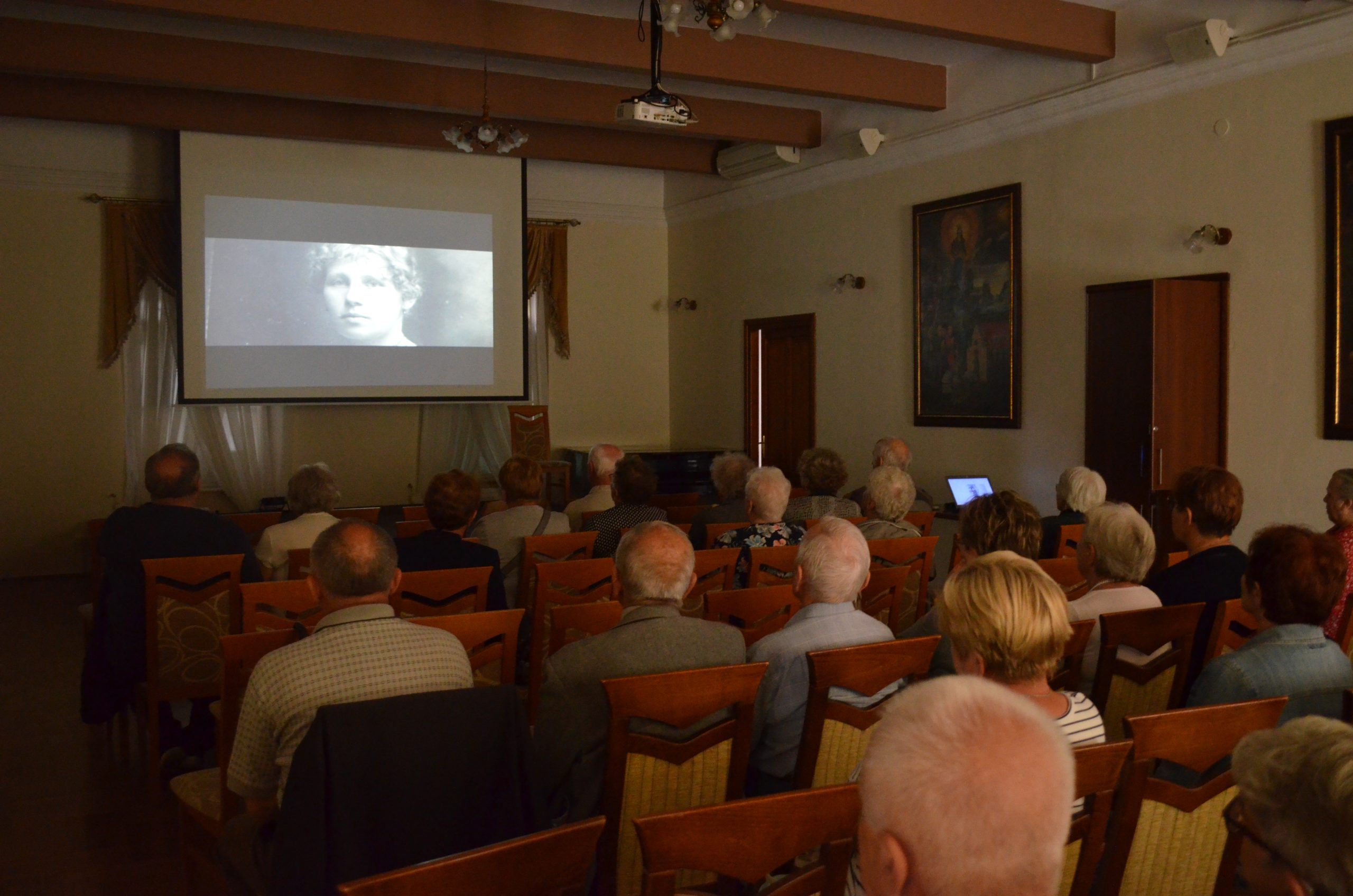 Projekcja filmu „Położna” w Muzeum Ziemi Leżajskiej